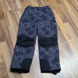 Snow pants Large 14/16